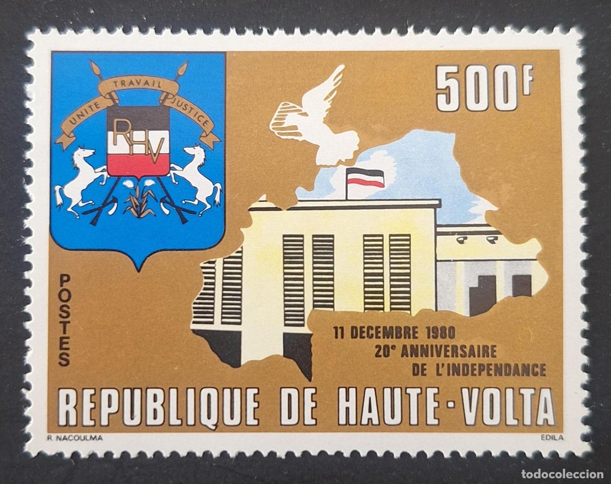 Sellos: Alto Volta 1980 Mi. 813 20&deg; aniversario independencia escudo de armas