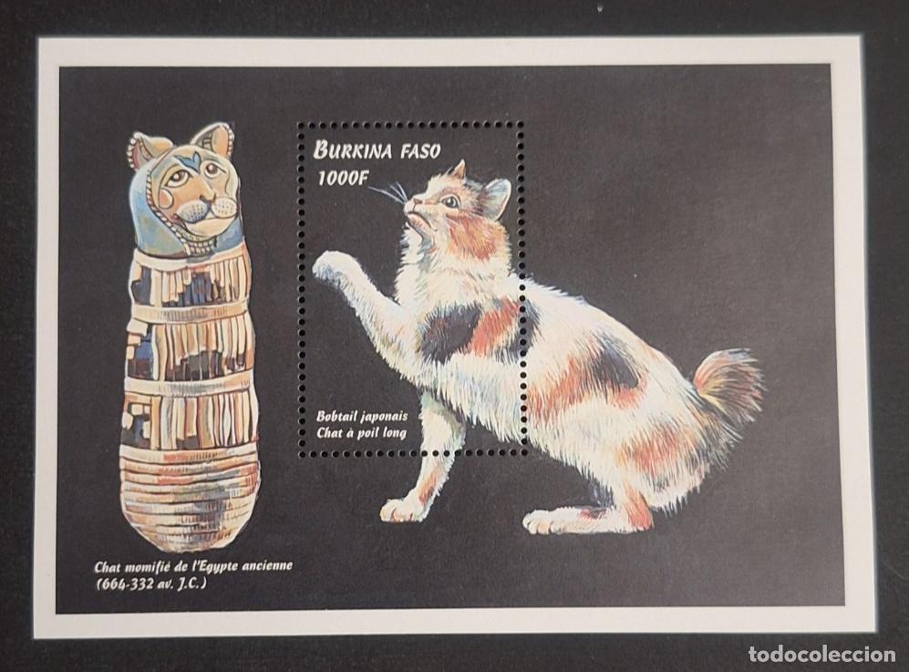 Sellos: Burkina Faso 1999 Mi. Bl. 197 Gato Bobtail japon&eacute;s momia Egipto
