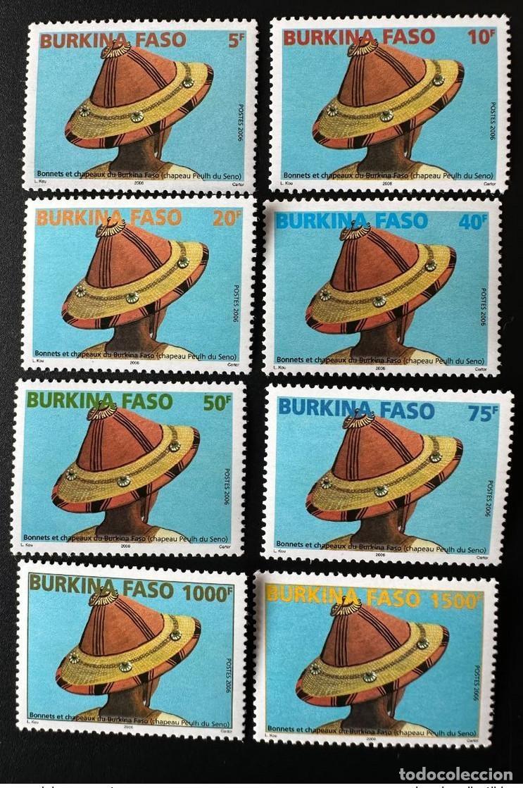 Sellos: Burkina Faso 2006 Mi. 1894 - 1901 Sombreros peulh y de Seno Hat Hut
