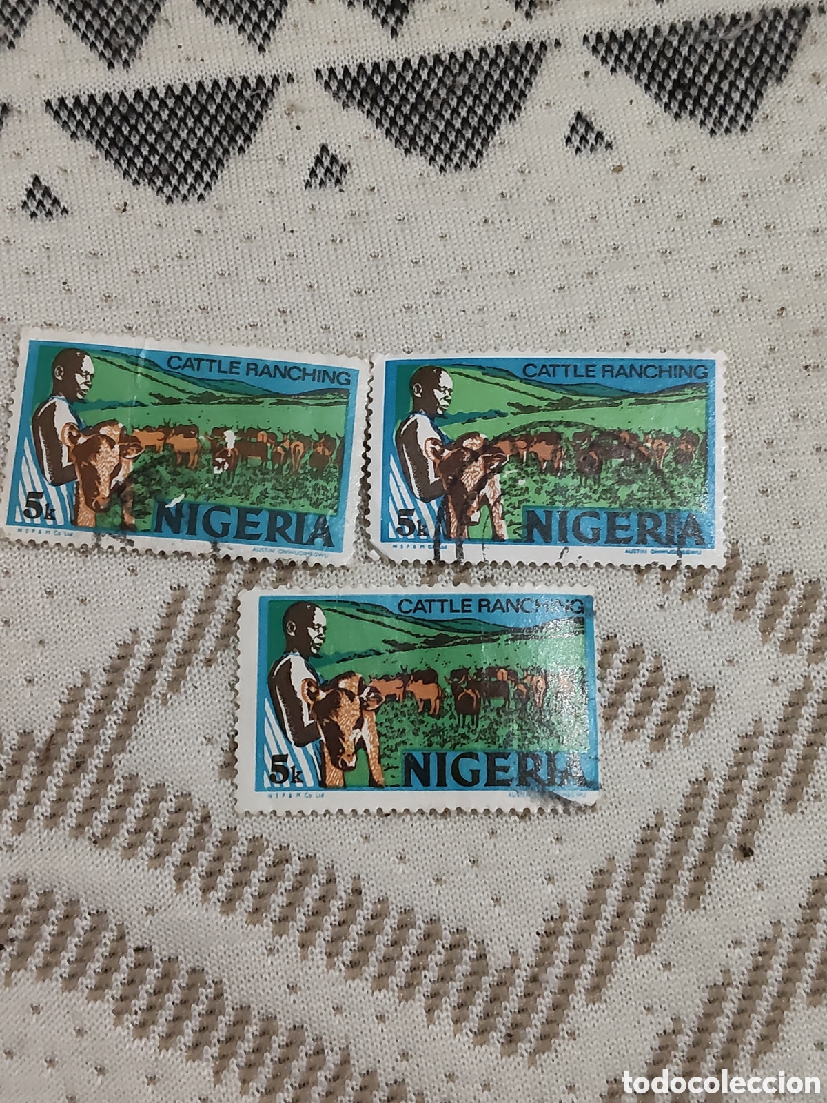 Sellos: 3 sellos de Nigeria Cria de Ganado 1973
