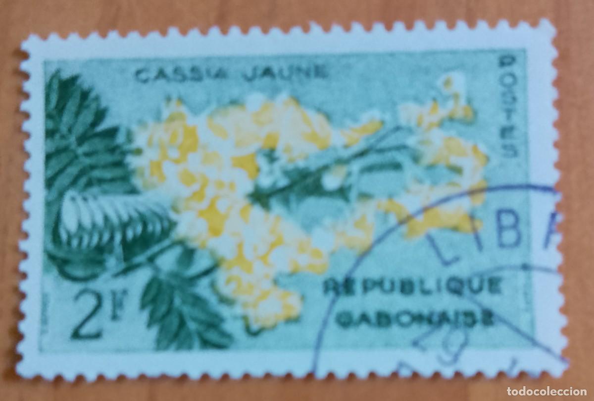 Sellos: GABON - V/F 2 F - A&Ntilde;O 1961, FLORA, FLORES, CASSIA AMARILLA - VER DESCRIPCI&Oacute;N