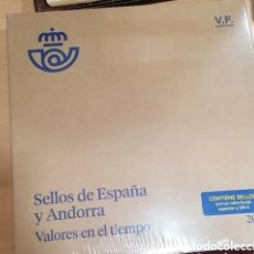 Sellos: LIBRO COMPLETO OFICIAL DE CORREOS VALORES EN EL TIEMPO AÑO 2022 ESPAÑA Y ANDORRA - PRECINTADO