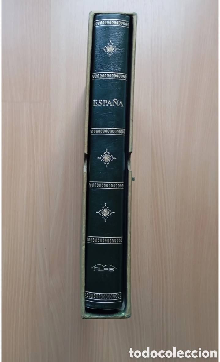 Sellos: TAPA DE &Aacute;LBUM DE SELLOS CON CAJET&Iacute;N - T&Iacute;TULO ESPA&Ntilde;A - MARCA ALAS - COLOR VERDE