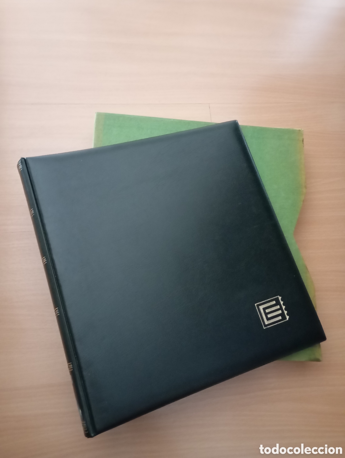 Timbres: TAPA DE &Aacute;LBUM DE SELLOS - MARCA EDIFIL - MODELO PL&Aacute;STICO - COLOR VERDE