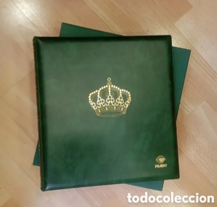 Sellos: TAPA DE &Aacute;LBUM DE SELLOS - MARCA FILABO - MODELO CORONA - COLOR VERDE