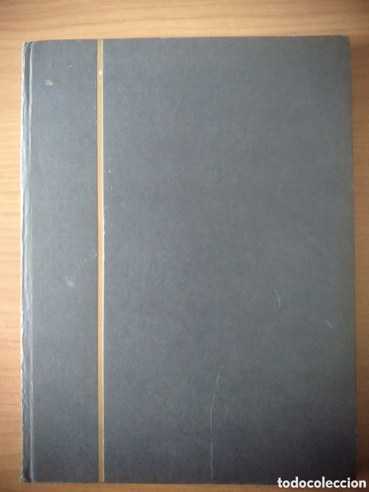 Sellos: CLASIFICADOR 30X22 8 HOJAS 16 PAGINAS USADO