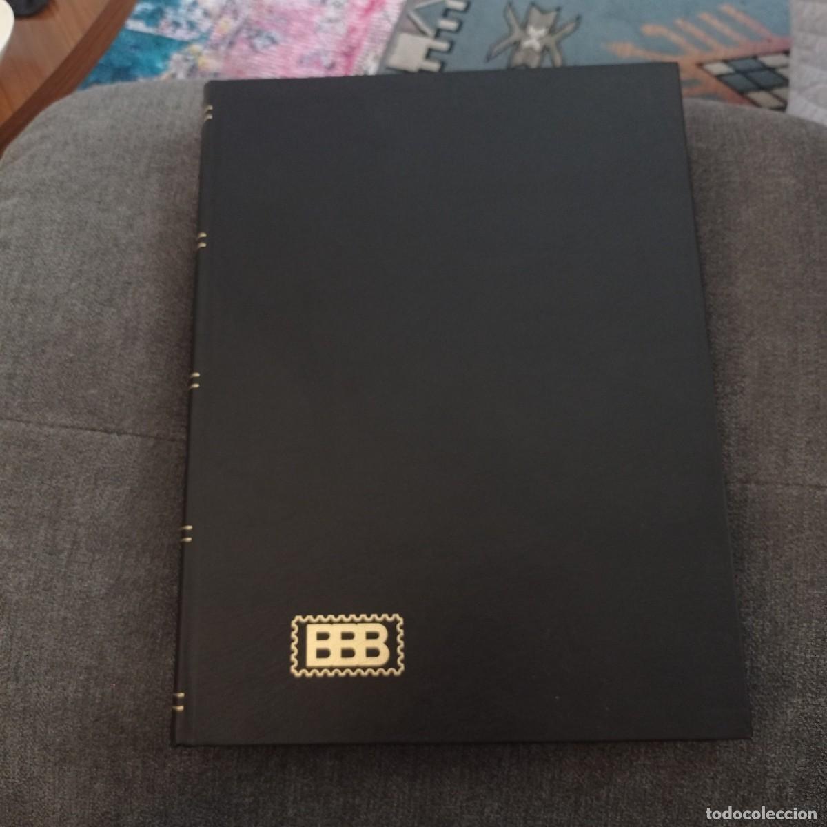 Sellos: Clasificador BBB a4 tapa negra 32 paginas paginas blancas