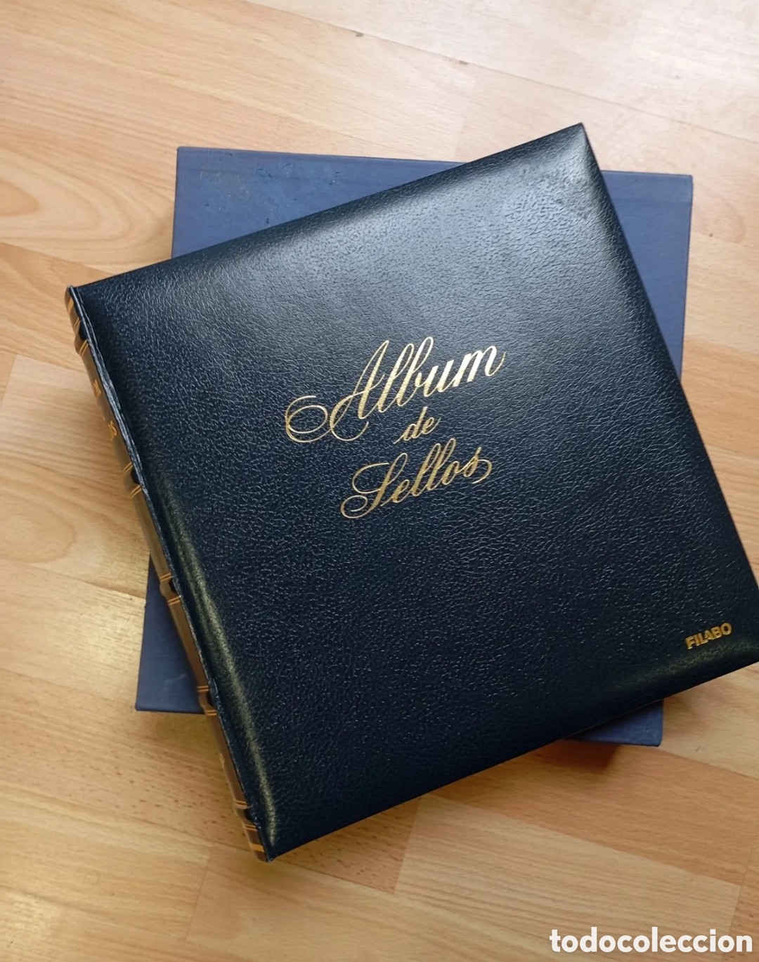 Sellos: TAPA DE &Aacute;LBUM DE SELLOS CON CAJET&Iacute;N - MARCA FILABO - MODELO GUAFLEX - COLOR AZUL