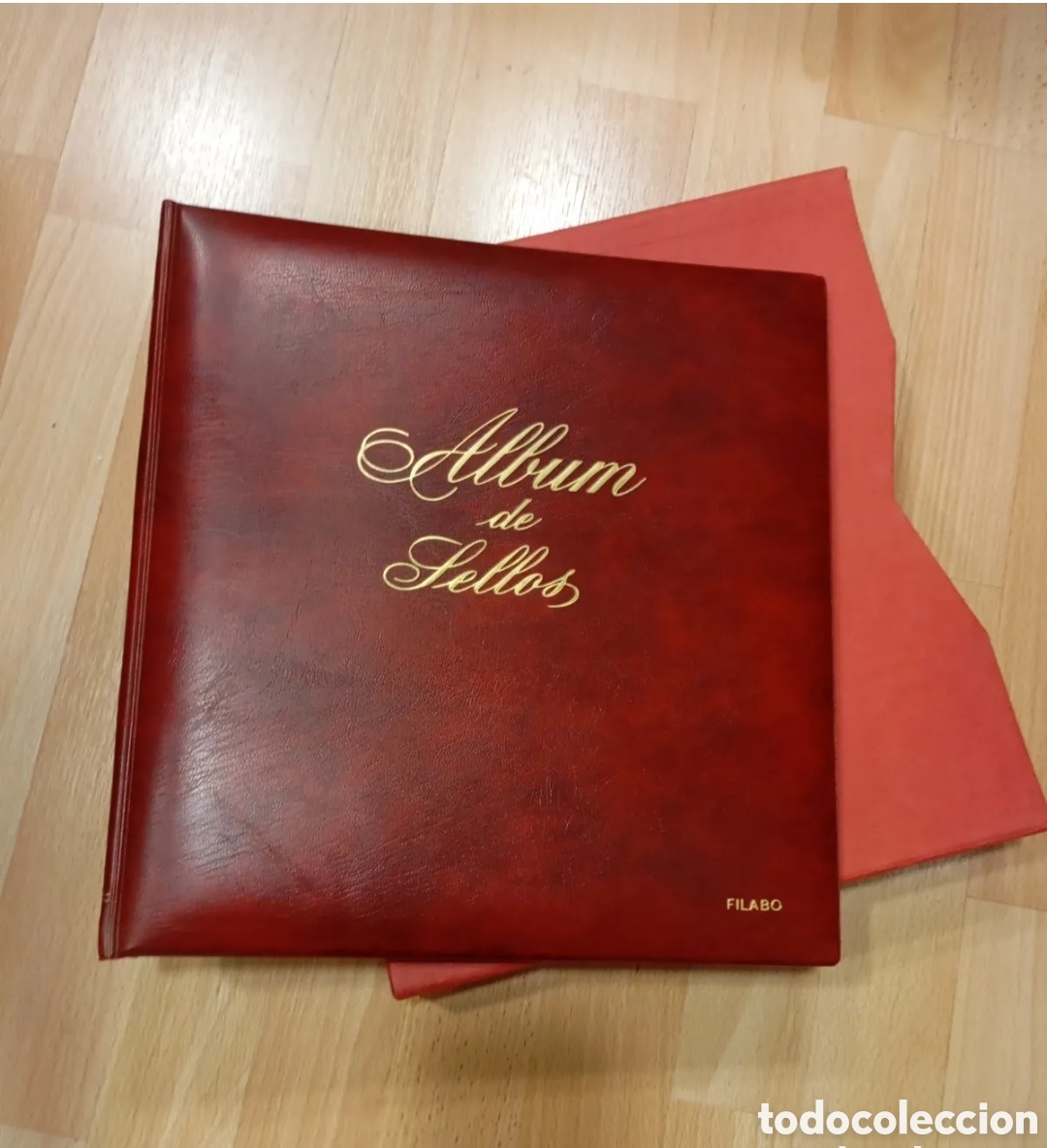 Sellos: TAPA DE &Aacute;LBUM DE SELLOS - MARCA FILABO - MODELO SKAY - COLOR ROJO