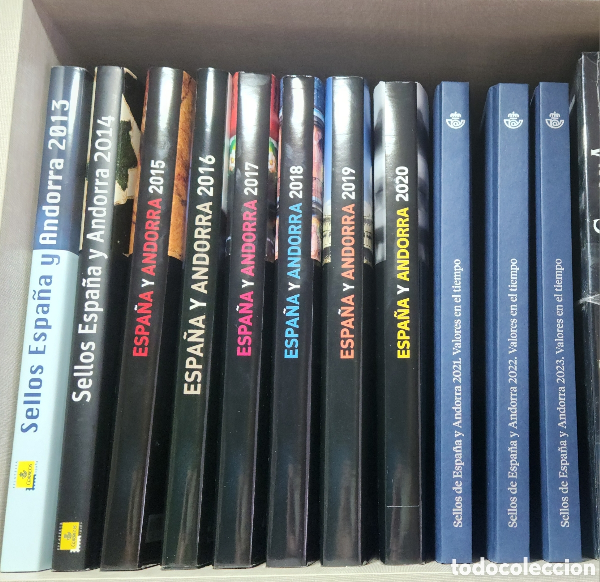 Sellos: Libro &aacute;lbum Correos sellos Espa&ntilde;a y Andorra Valores en el tiempo 2013 a 2023 2014 2015 2016 2017