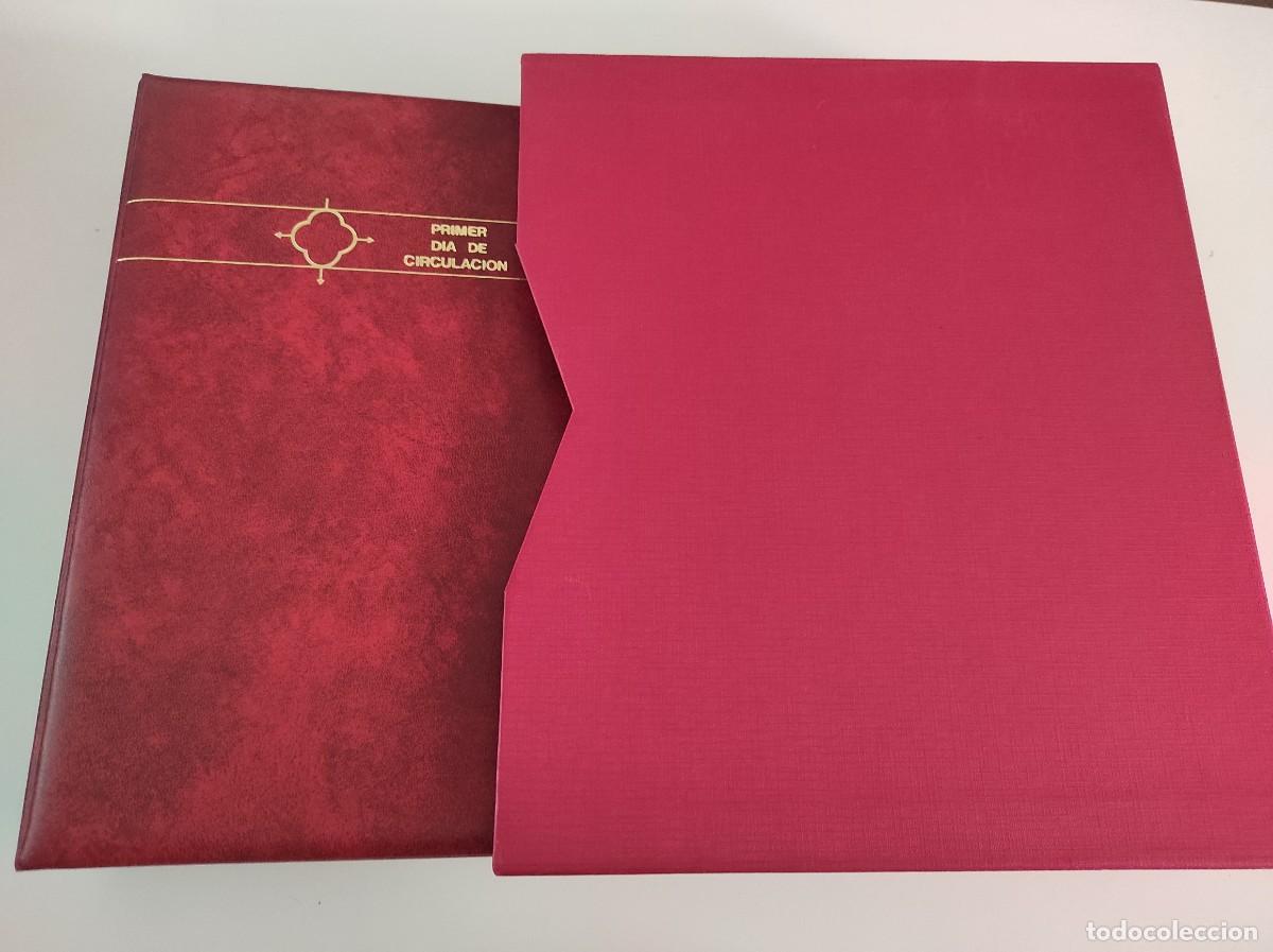 Stamps: M2 Album rojo FILABO para 184 SPD ( 156 peque&ntilde;os y 28 grandes )