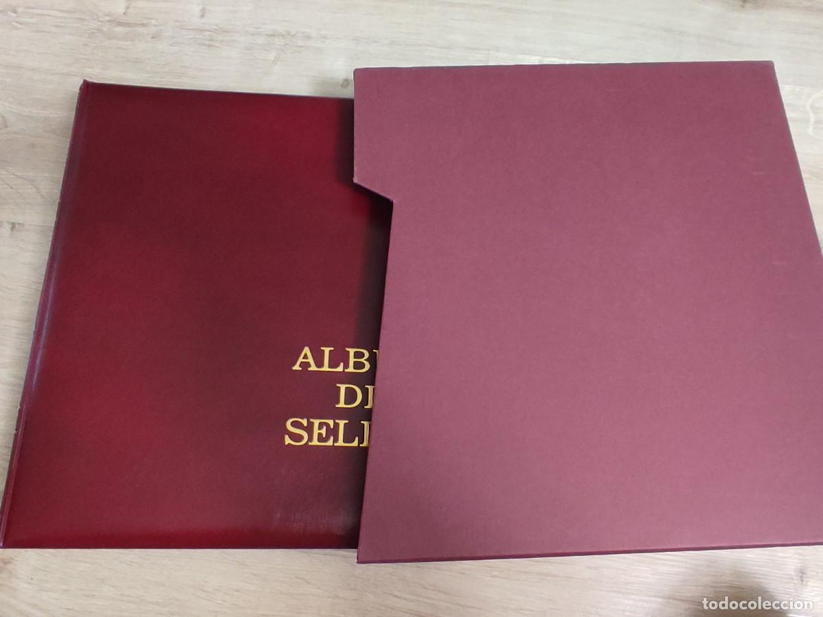 Stamps: M21 Album rojo PHILOS con cajetin buen estado