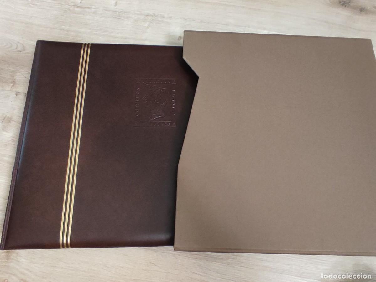 Briefmarken: M30 Album marron CREAFIL con cajetin buen estado