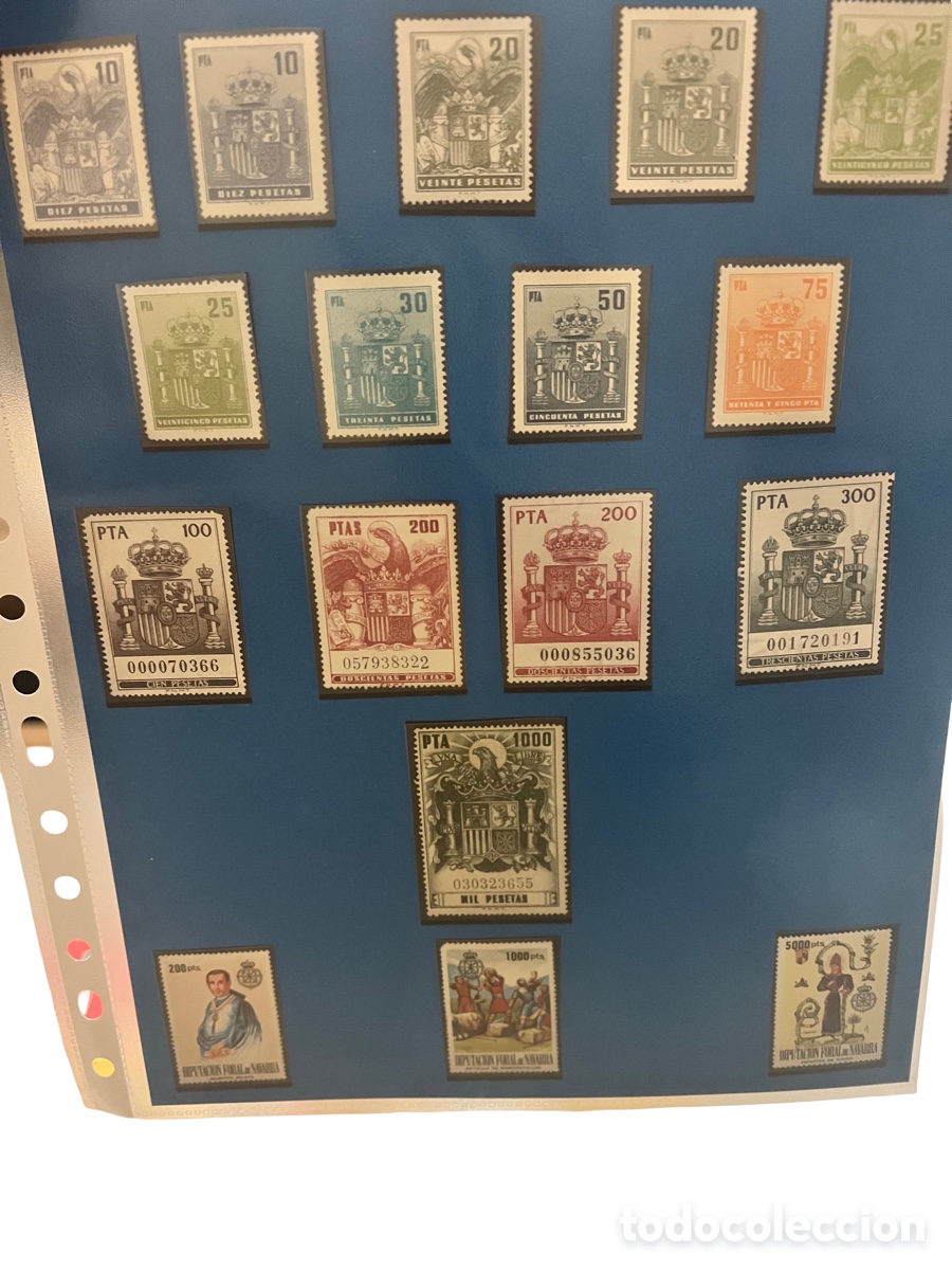 Selos: Lote de 17 Sellos Fiscales Espa&ntilde;a en Pesetas &ndash; Escudo de Espa&ntilde;a &ndash; Impuesto de Lujo y Timbres