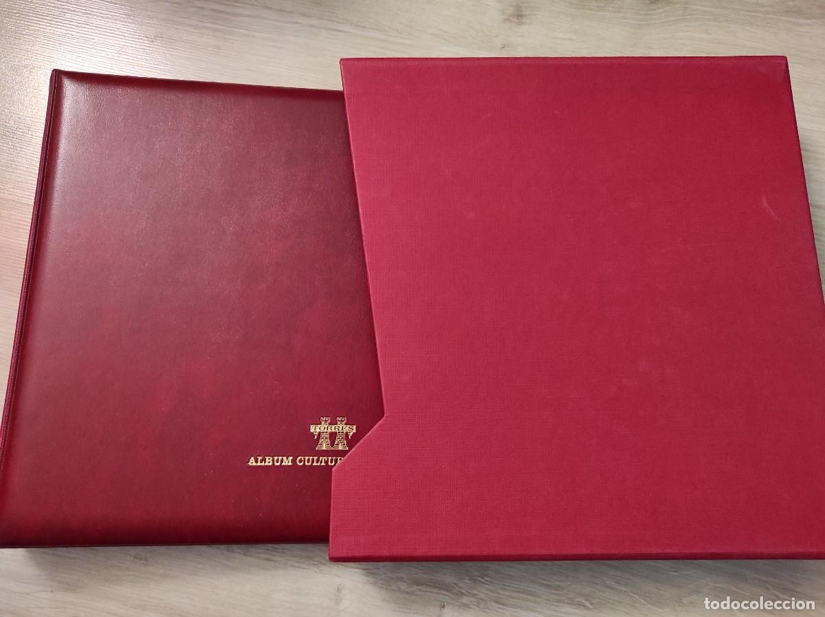 Timbres: M13 album cultural TORRES rojo con cajetin BUEN ESTADO