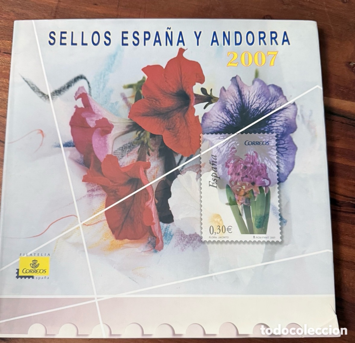 Sellos: Libro valores en el tiempo 2007 con filoestuche sin sellos