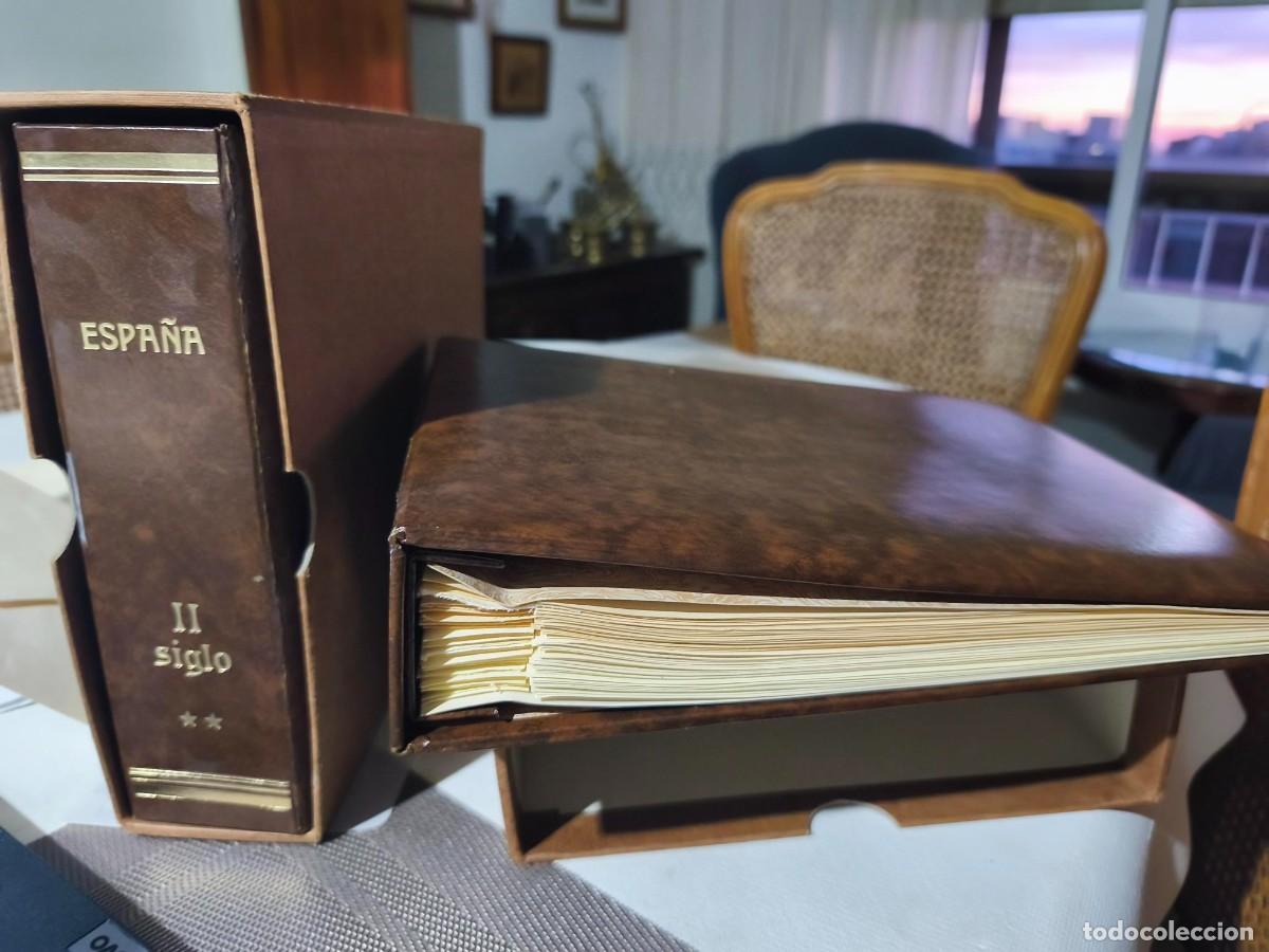 Sellos: &aacute;lbum de sellos de los a&ntilde;os 67 al 70 y 73
