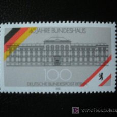 Sellos: BERLIN 1990 IVERT 828 *** 40º ANIVERSARIO DEL PARLAMENTO FEDERAL - MONUMENTOS