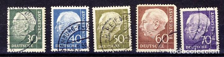 Selos: ALEMANIA.- REP. FEDERAL.-1957.- PRESID. HEUSS .- YVERT . NUM. 125A-126-127-127A-128.-