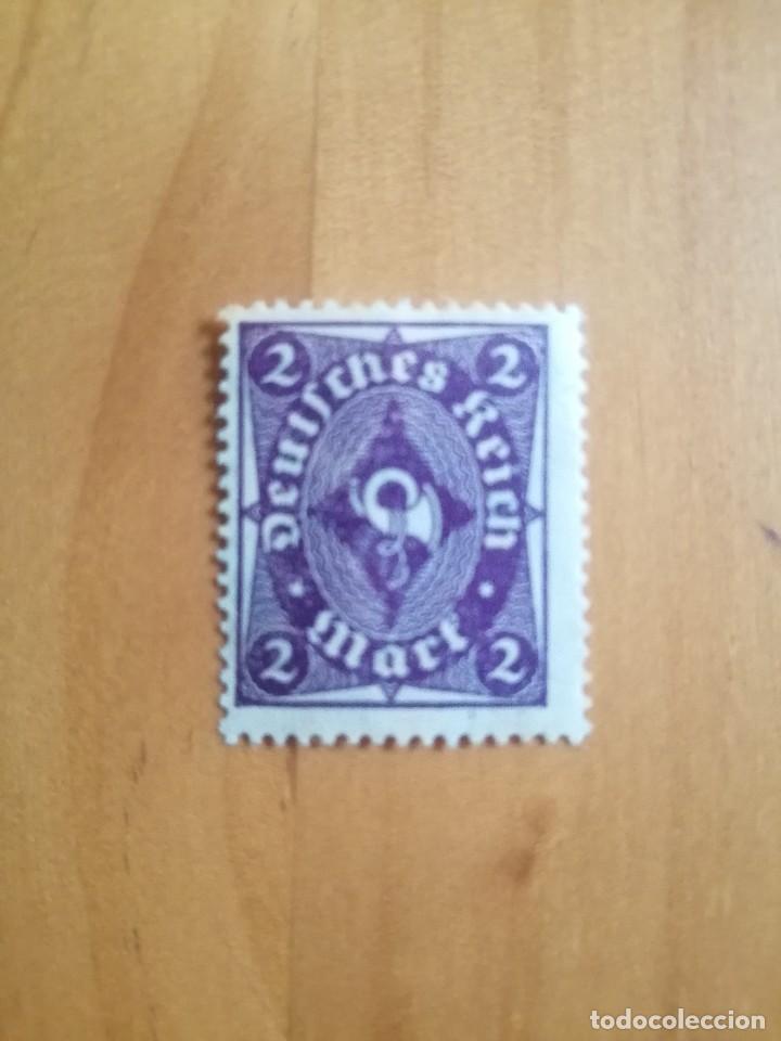 Sellos: DEUTFCHES REICH - VALOR FACIAL 2 Y TROMPETA - NUEVO CON SE&Ntilde;AL DE FIJASELLOS