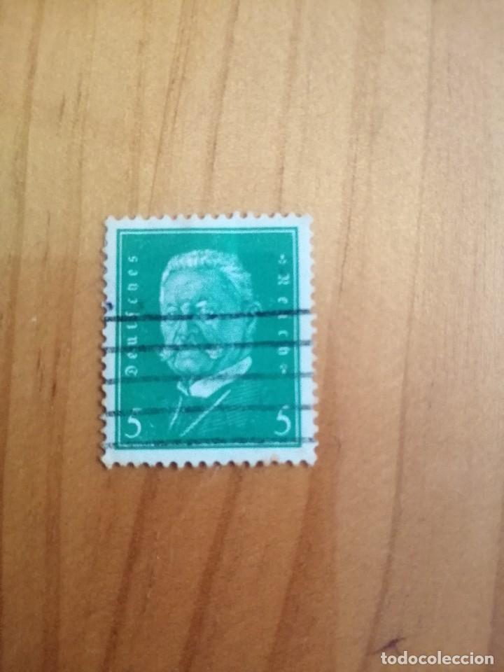 Briefmarken: DEUTFCHES REICH - VALOR FACIAL 5 - CON FIJASELLOS
