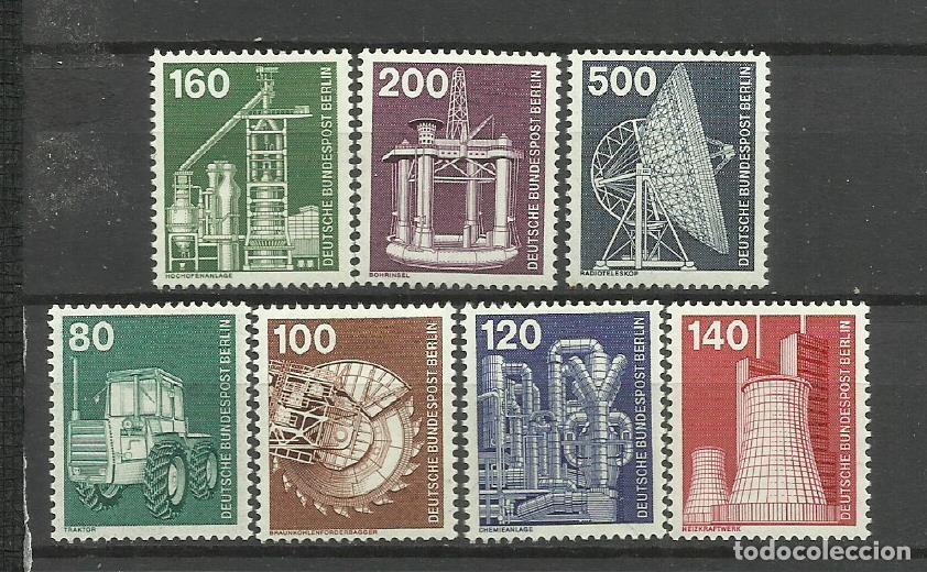 Selos: ALEMANIA- BERLIN- 1975 * * serie completa