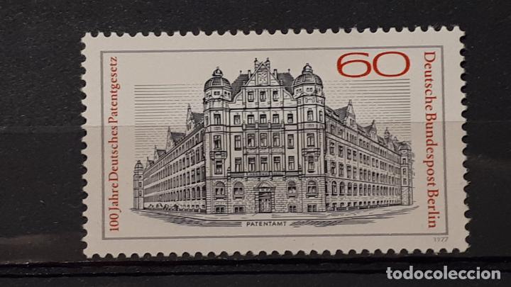Sellos: BERL&Iacute;N. A&ntilde;o 1977** Yvert.- 511. - Foto 1
