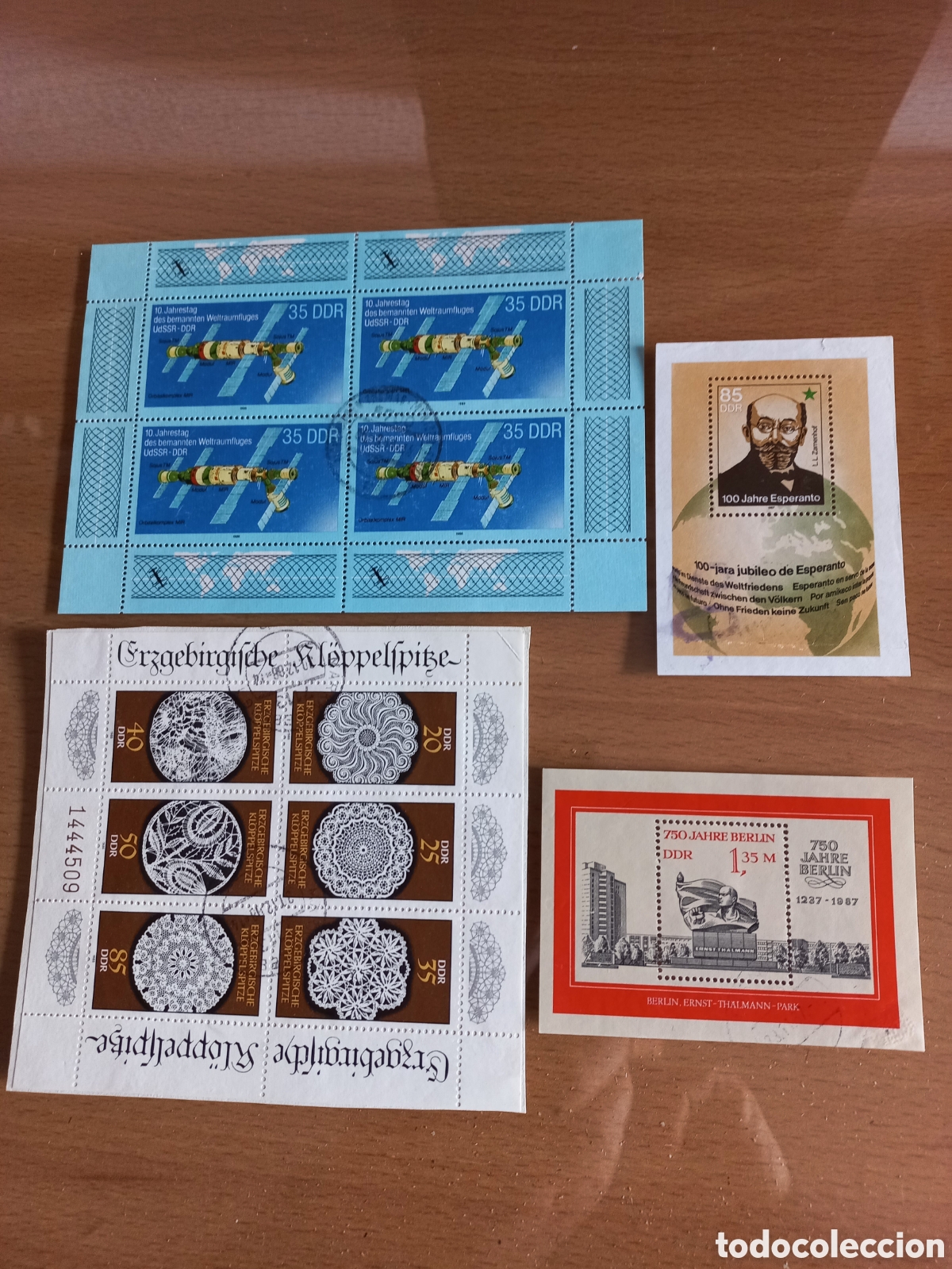 Timbres: D.D.R.ALEMANIA HOJITAS USADAS.