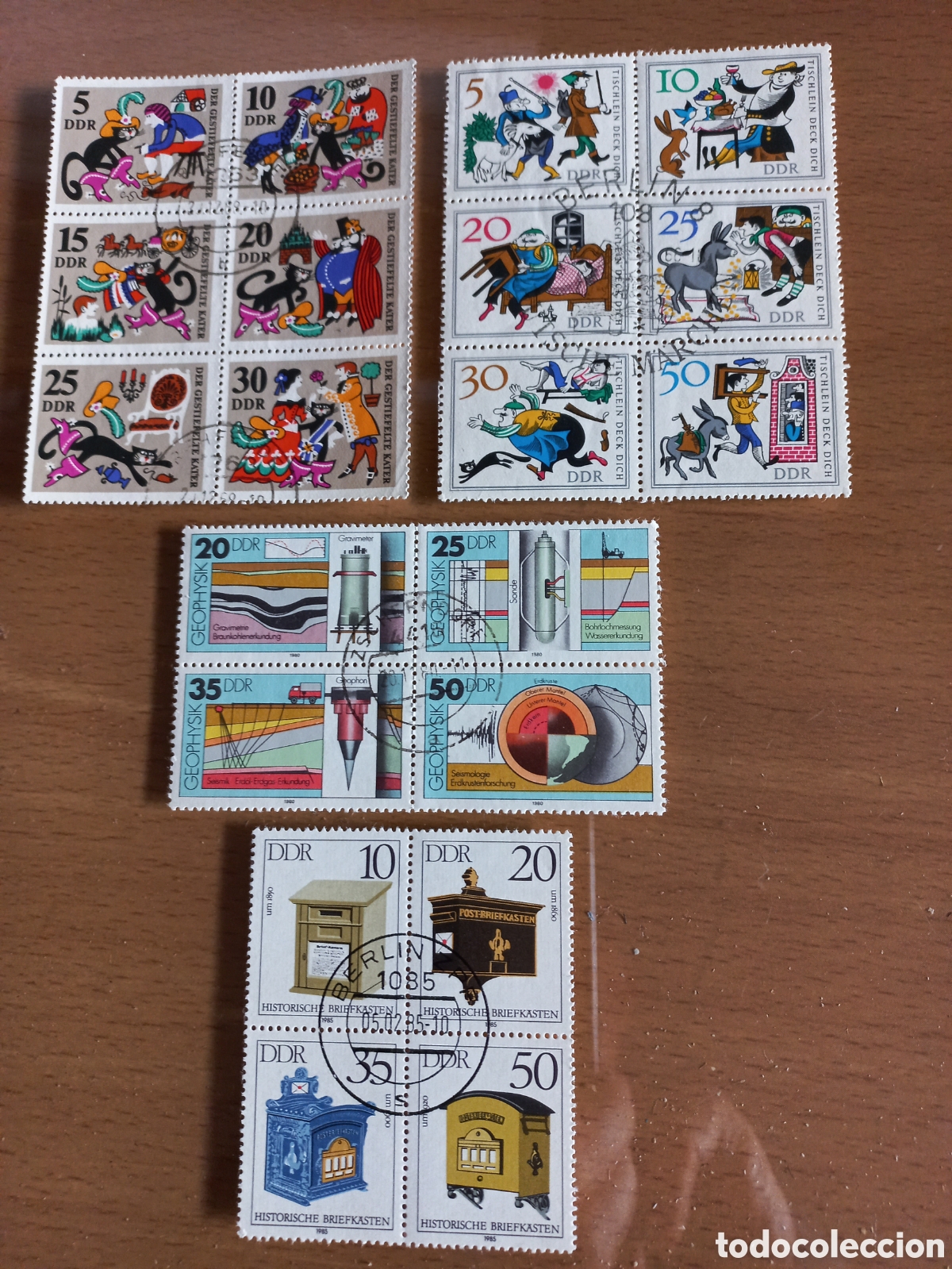 Timbres: D.D.R.ALEMANIA HOJITAS USADAS.