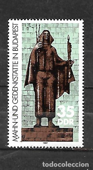 Sellos: 1987: RDA Monumento a las v&iacute;ctimas del fascismo. Budapest (MNH**)