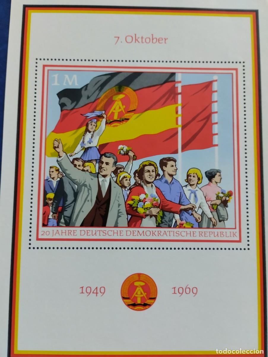 Sellos: 20 A&Ntilde;OS DEL DESFILE DE LA REP&Uacute;BLICA DEMOCR&Aacute;TICA DE ALEMANIA, A&Ntilde;O 1969, BLOQUE**MNH