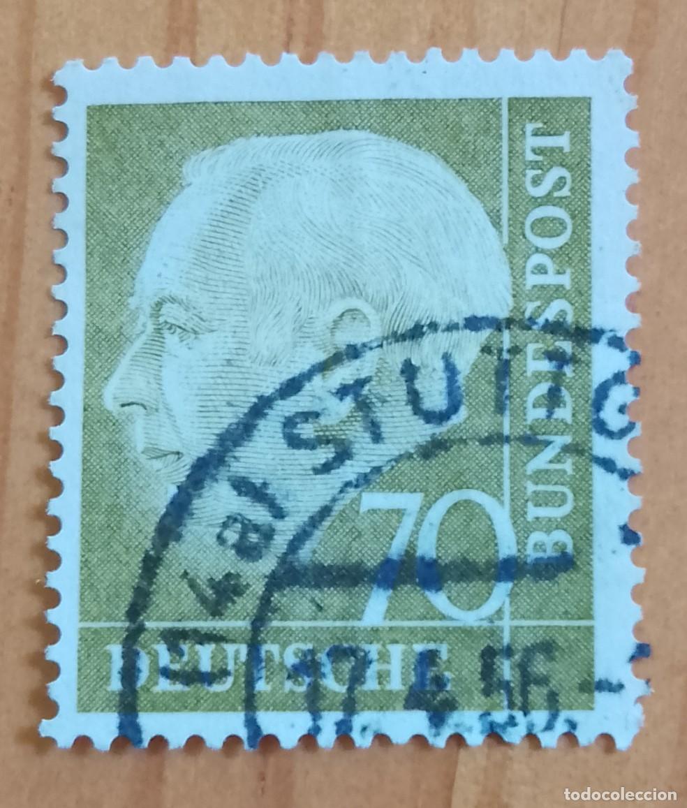 Sellos: ALEMANIA - V/F 70 - PRESIDENTE: THEODOR HEUSS - MATASELLO IDENTIFICATIVO: 17.4.56 STUTTGAR