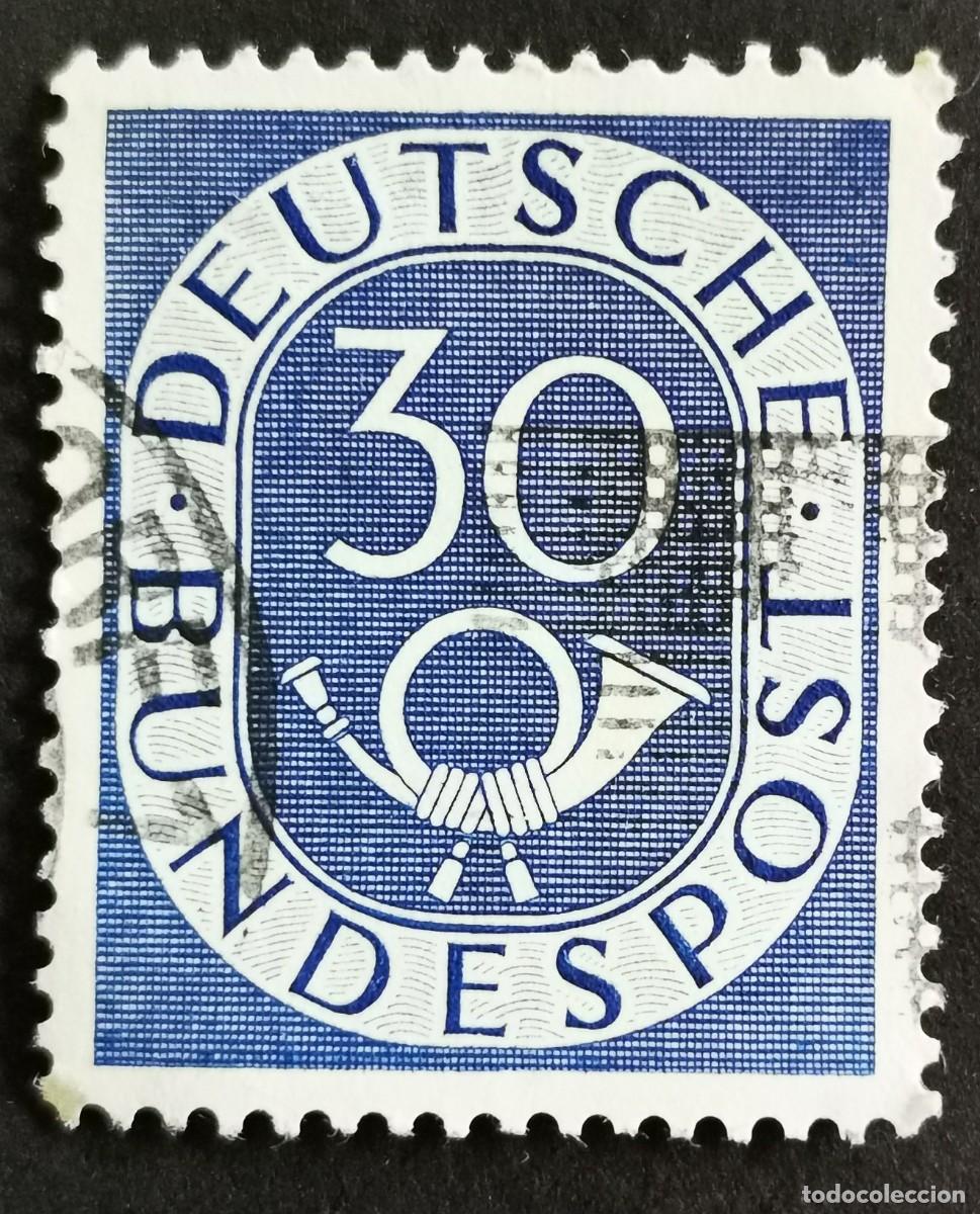 Sellos: Sello Alemania R. Federal 1951, D&iacute;gitos con corneta postal, 30 Pf. Michel: DE 132