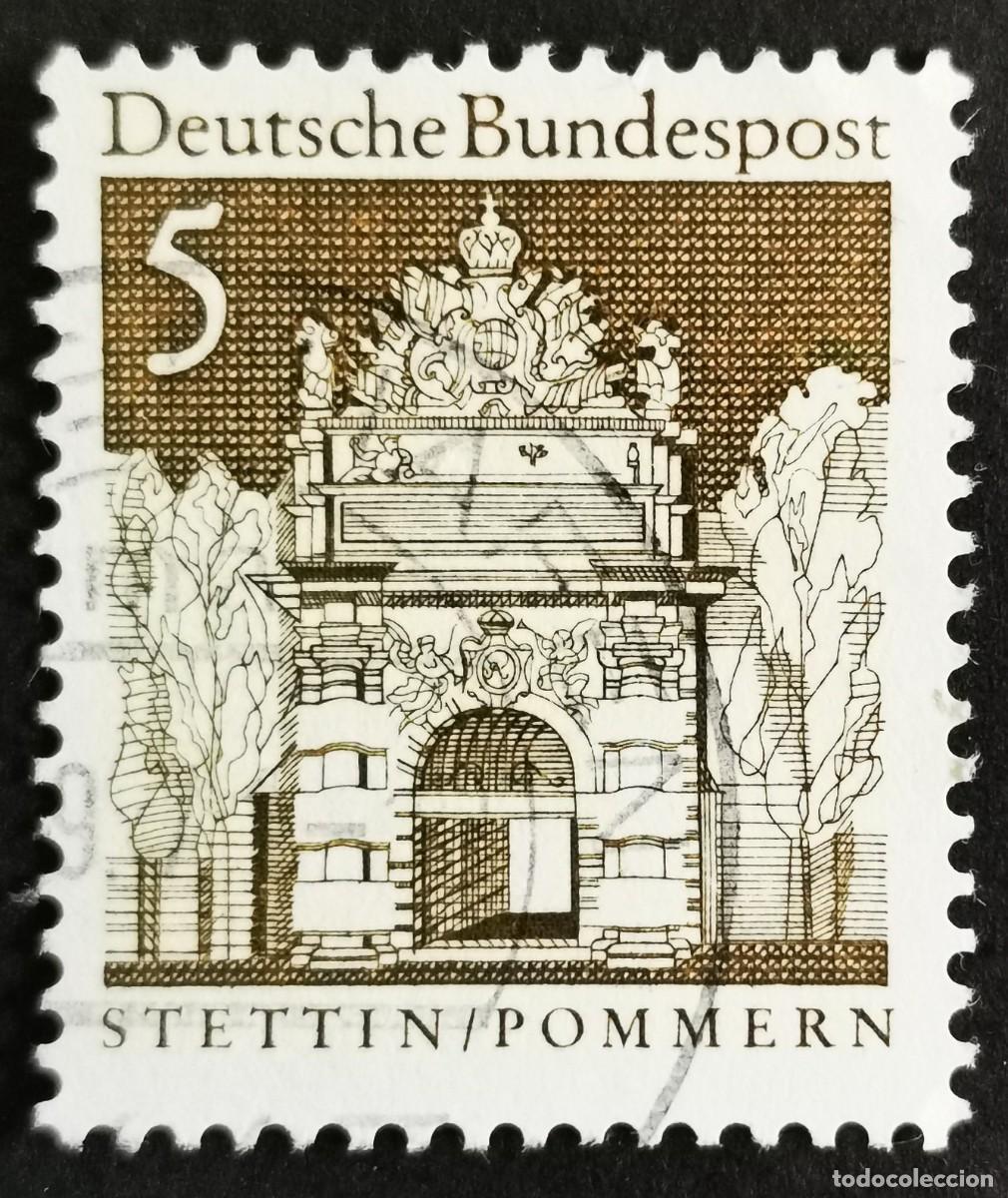 Sellos: Sello Alemania R. Federal 1966, Edificios alemanes: Puerta de Berl&iacute;n, , 5 Pf. Michel: DE 489