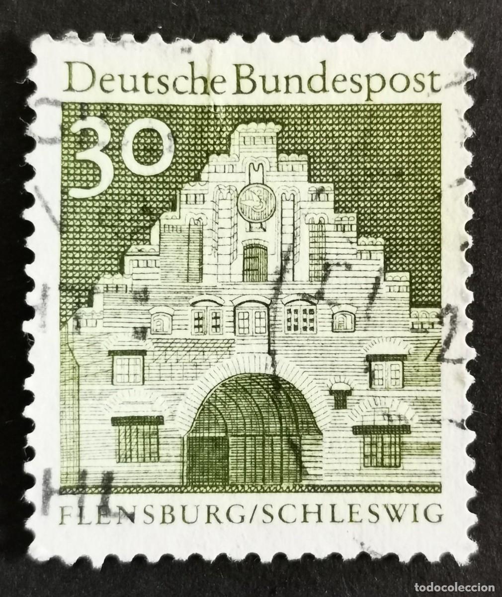 Sellos: Sello Alemania R. Federal 1966, Edificios alemanes: Puerta Norder, Flensburg, 30 Pf. Michel: DE 492