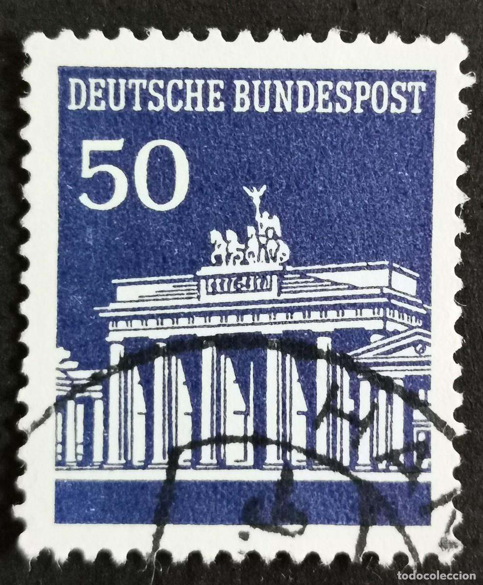 Sellos: Sello Alemania R. Federal 1966, Puerta de Brandeburgo, Berl&iacute;n, 50 Pf. Michel: DE 509v