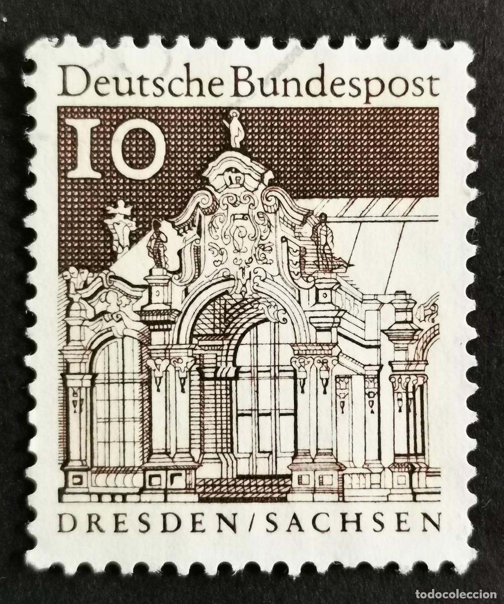 Sellos: Sello Alemania R. Federal 1967, Edificios alemanes: Pabell&oacute;n mural Zwinger, 10 Pf. Michel: DE 490