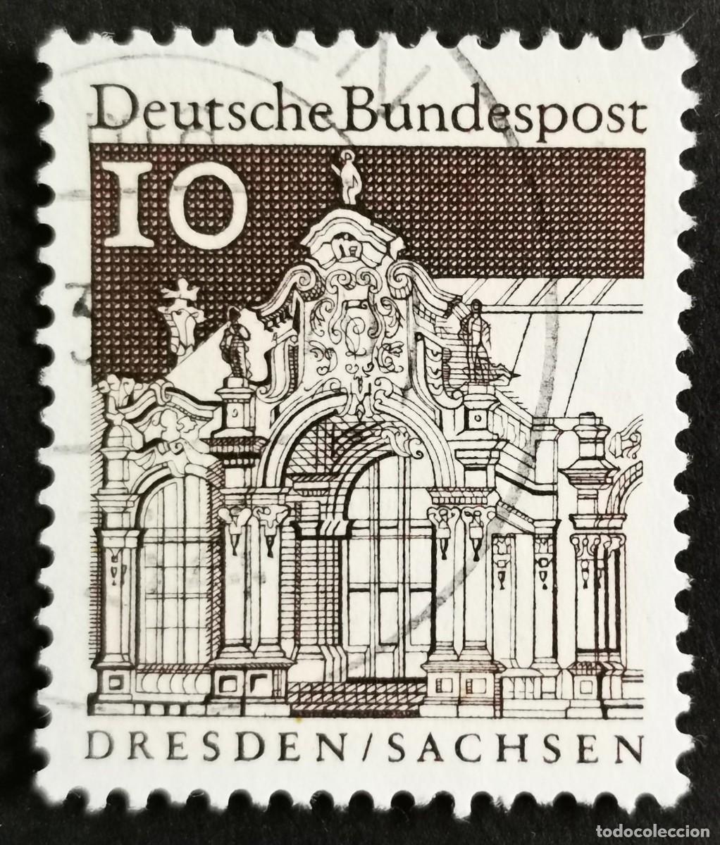 Sellos: Sello Alemania R. Federal 1967, Edificios alemanes: Pabell&oacute;n mural Zwinger, 10 Pf. Michel: DE 490