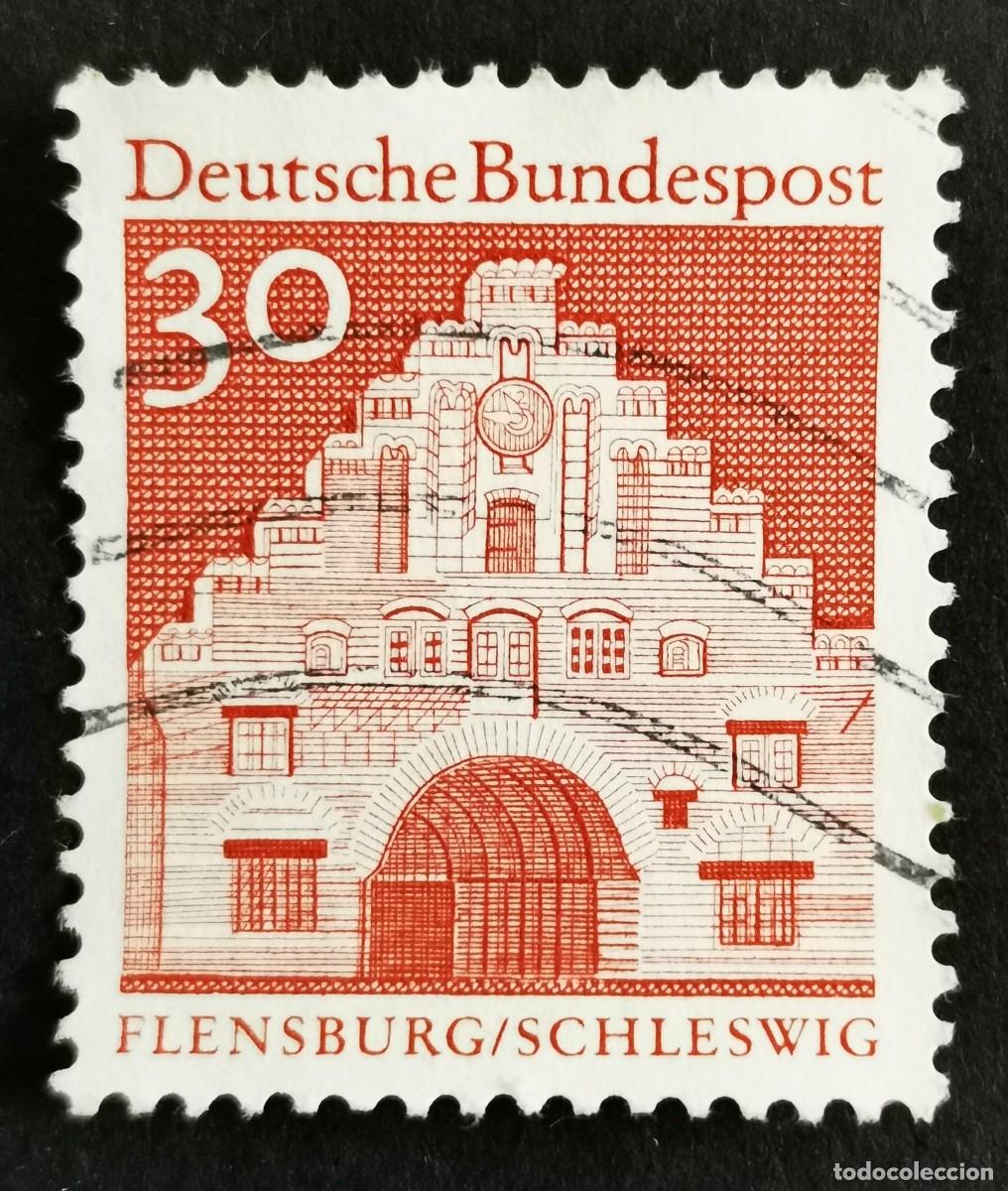 Sellos: Sello Alemania R. Federal 1967, Edificios alemanes: Puerta Norder, Flensburgo, 30 Pf. Michel: DE 493