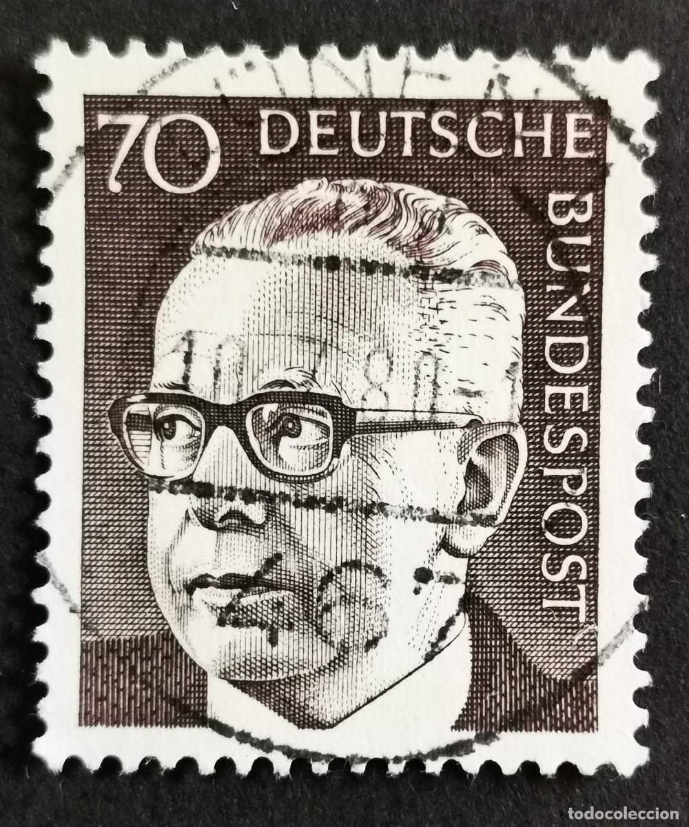 Sellos: Sello Alemania R.Federal 1971, Dr. HC Gustav Heinemann 3er Presidente Federa, 70 Pf Michel: DE 641