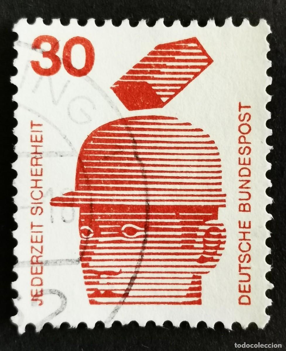 Sellos: Sello Alemania R.Federal 1972,Prevenci&oacute;n accidentes: casco protector, 30 Pf. Michel: DE 698A