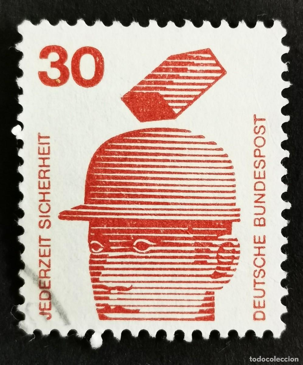 Sellos: Sello Alemania R.Federal 1972,Prevenci&oacute;n accidentes: casco protector, 30 Pf. Michel: DE 698A