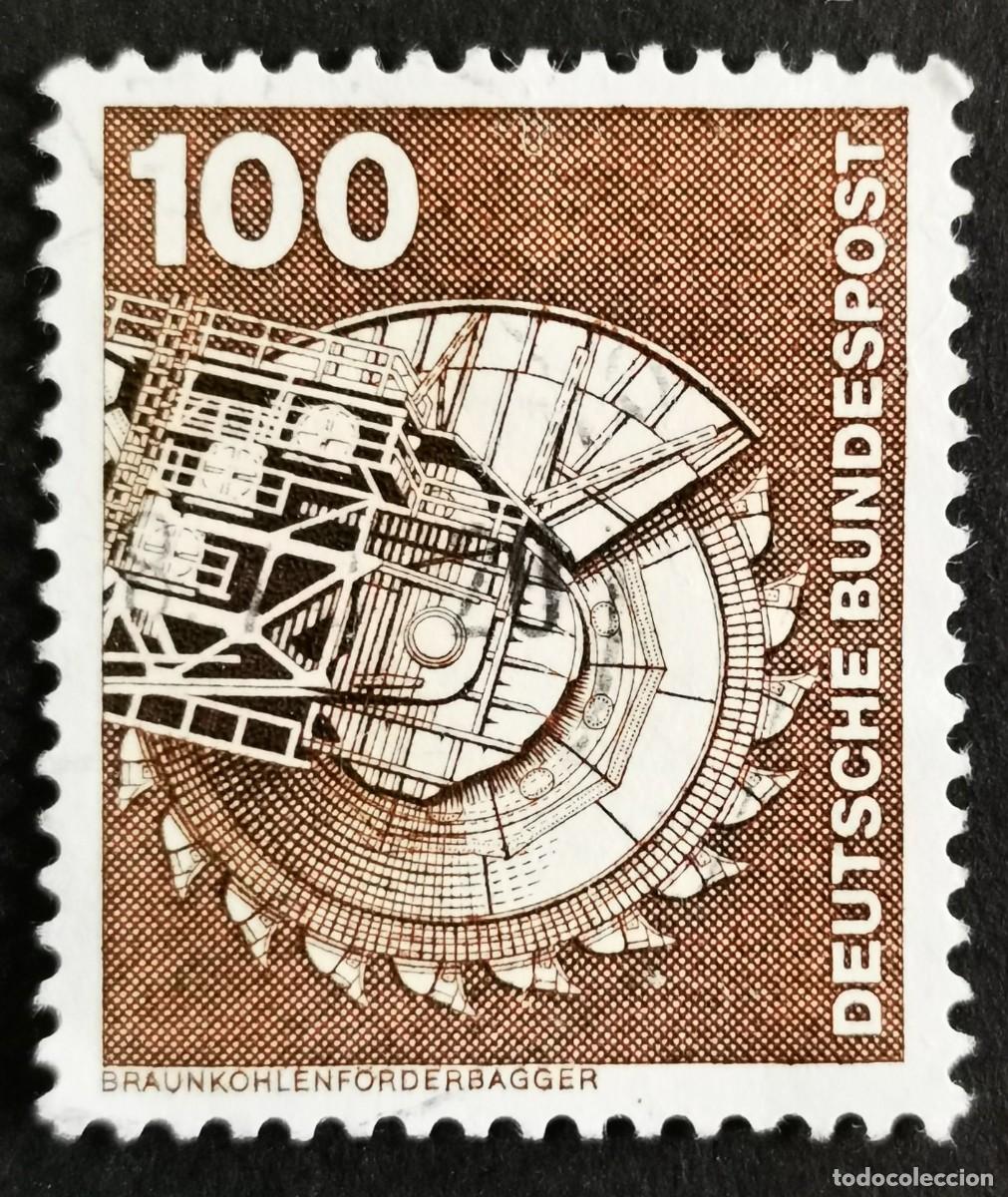 Sellos: Sello Alemania R. Federal 1975, Elementos industria: Excavador transportado , 100 Pf. Michel: DE 854