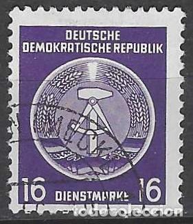 Sellos: ALEMANIA RDA/DDR 1954 - S.OFICIALES, ESCUDO DE ARMAS, VIOLETA OSCURO - USADO