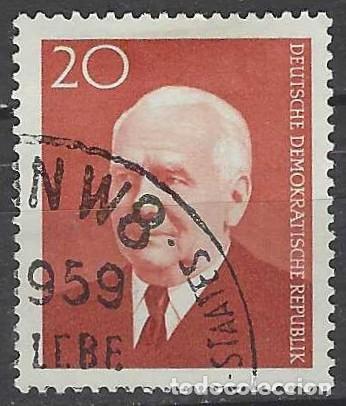 Sellos: ALEMANIA RDA/DDR 1959 - PERSONAJES - USADO
