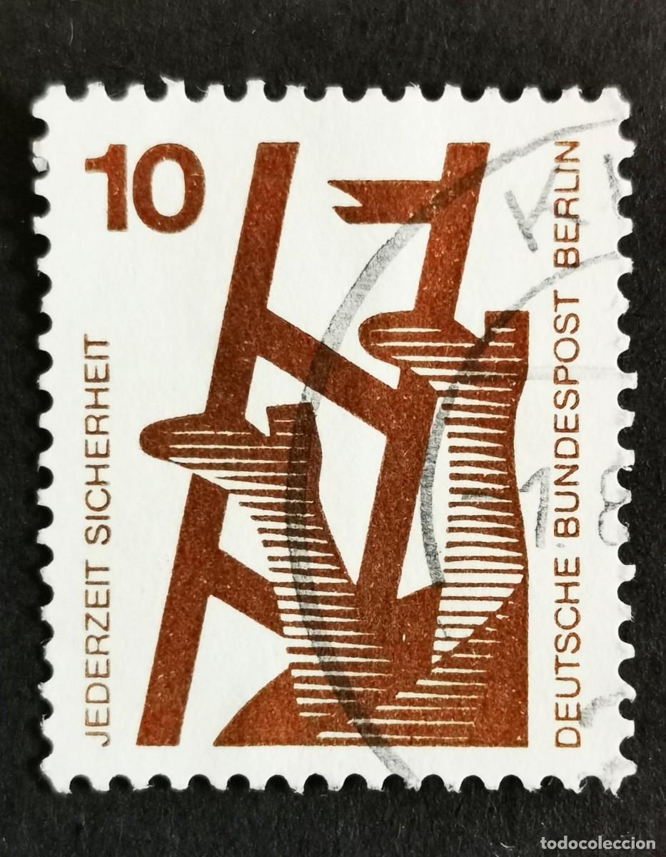Sellos: Sello Alemania Berl&iacute;n 1972, Prevenir accidentes: Escalera defectuosa, 10 Pf. Michel: DE-BE 403A