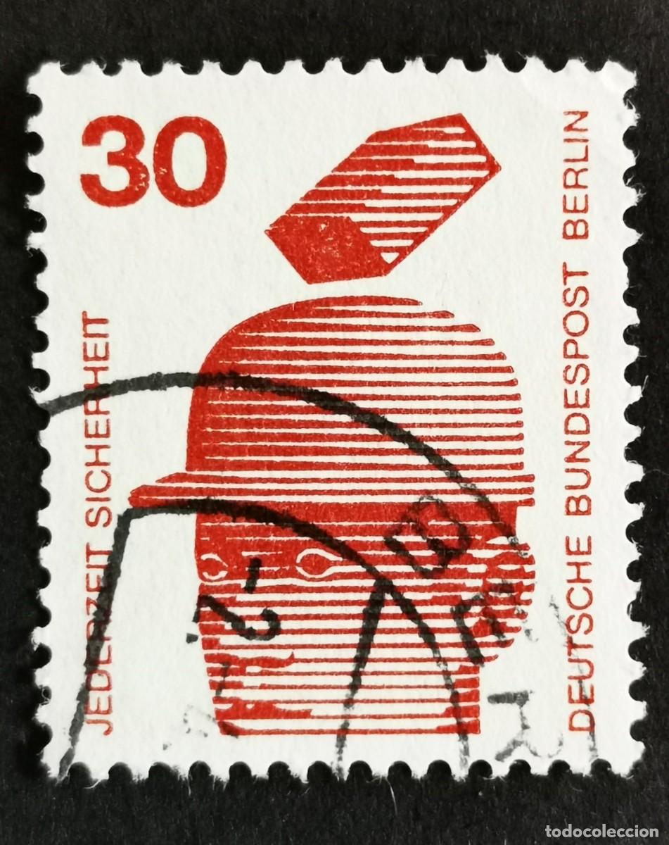 Sellos: Sello Alemania Berl&iacute;n 1972, Prevenir accidentes: Casco de seguridad, 30 Pf. Michel: DE-BE 406A
