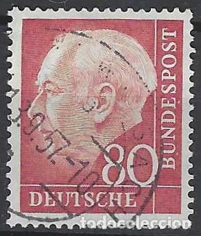 Sellos: ALEMANIA 1954 - PRESIDENTE DR. THEODORE HEUSS, ROJO PARDUZCO - USADO