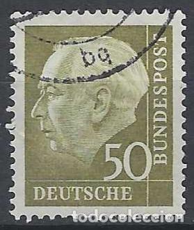 Sellos: ALEMANIA 1957 - PRESIDENTE DR. THEODORE HEUSS, OLIVA - USADO