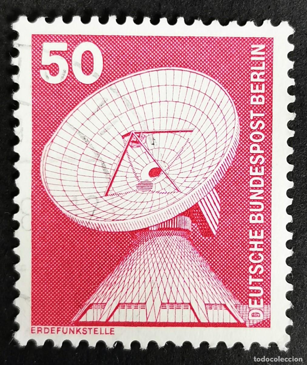 Sellos: Sello Alemania Berl&iacute;n 1975, Industria: Elevaci&oacute;n estaci&oacute;n terrestre, 50 Pf. Michel: DE-BE 499